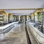 Front Sea View & Terrace Benalbeach 베날마데나코스타