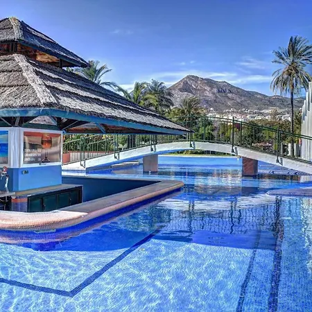 Front Sea View & Terrace Benalbeach Lejlighed
