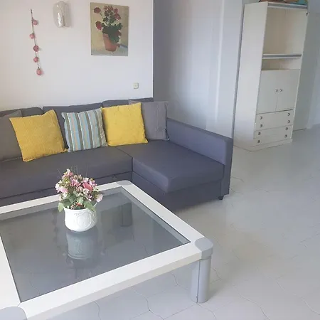 Front Sea View & Terrace Benalbeach 公寓 贝纳尔马德纳