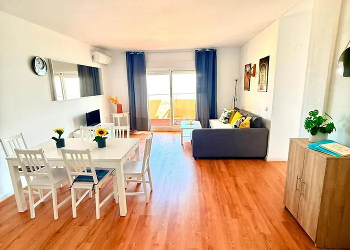 Front Sea View & Terrace Benalbeach Lejlighed *